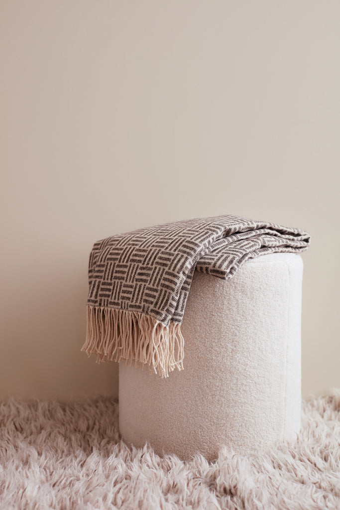 VINGA Lenox blanket - Black