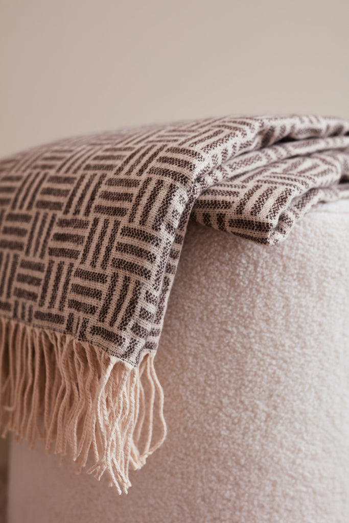 VINGA Lenox blanket - Black