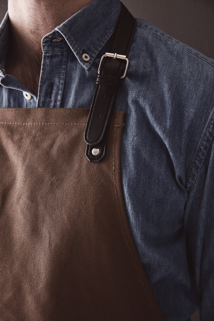VINGA Casbas Apron - Brown
