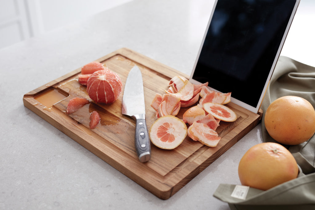 VINGA Buscot Utility Cutting Board - Brown