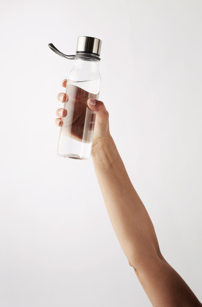 VINGA Lean tritan water bottle 600 ML - Transparent