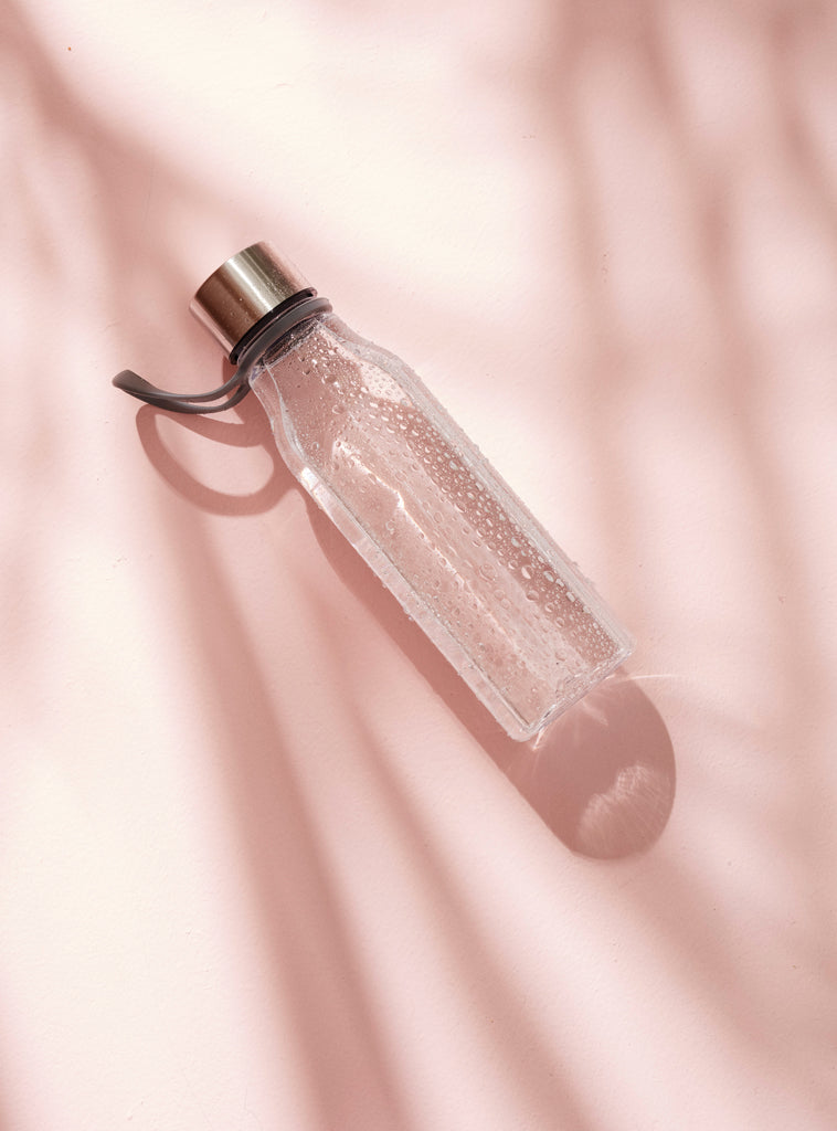 VINGA Lean tritan water bottle 600 ML - Transparent