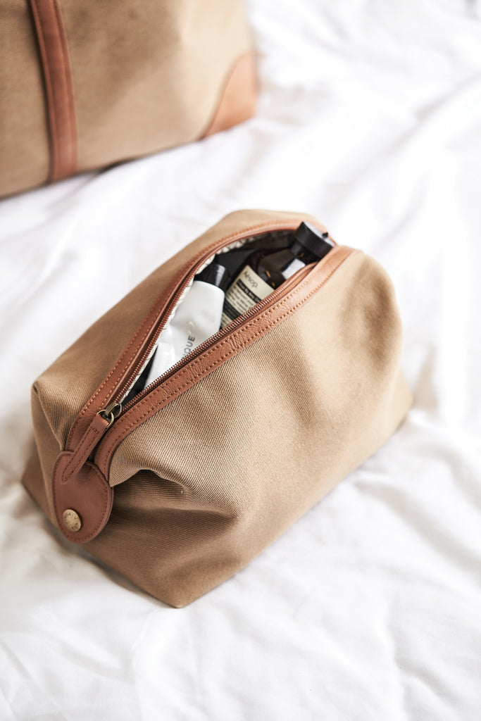 VINGA Sloane toiletry bag RCS recycled polyester - Brown