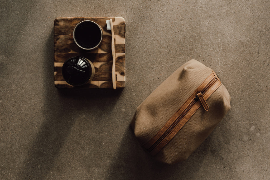 VINGA Sloane toiletry bag RCS recycled polyester - Brown