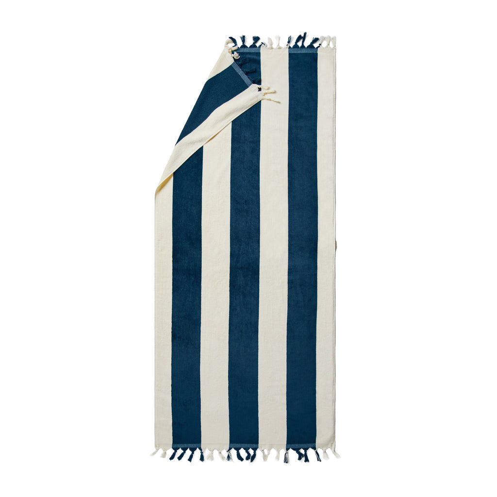 VINGA Valmer beach towel - Navy
