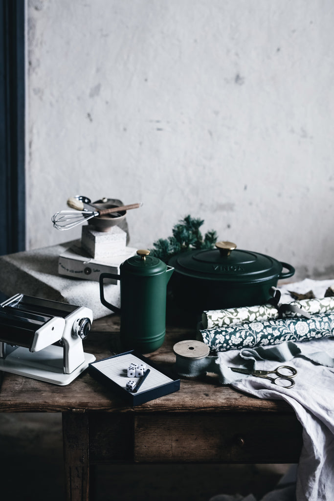 VINGA The Yacht Coffee Table Game - Navy