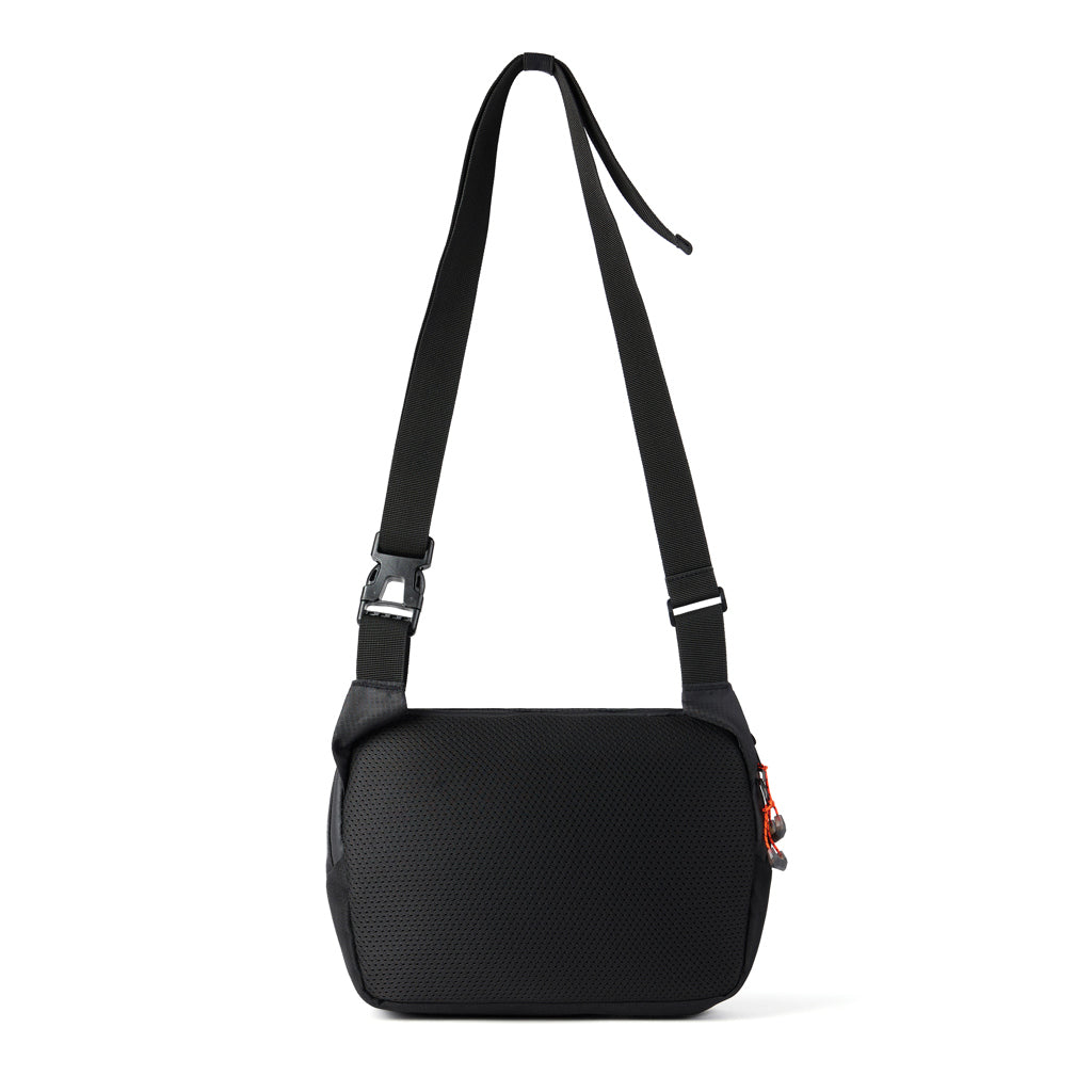 Nordic Drift Trail RCS Crossbody bag 4L - Black