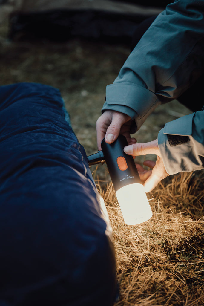 Nordic Drift Titan Portable Air pump camping light - Black