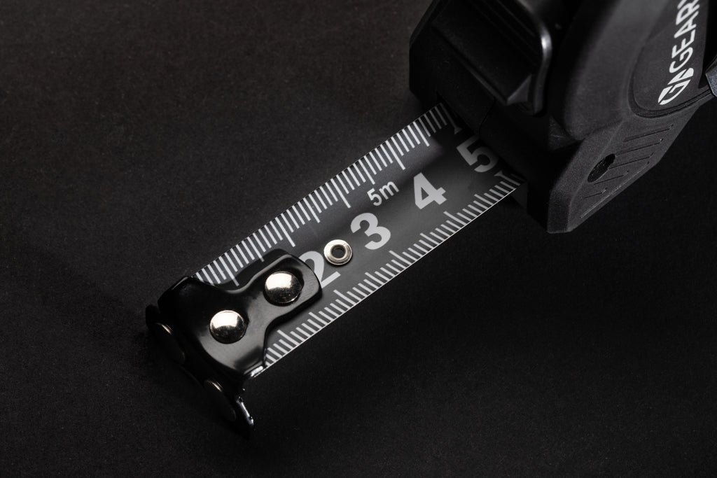 Gear X 5M measuring Tape with slow/fast retract function - Black
