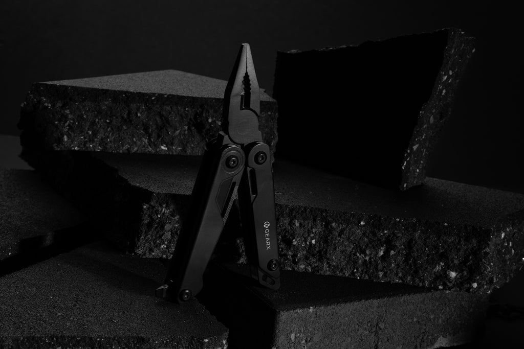 Gear X plier multitool - Black