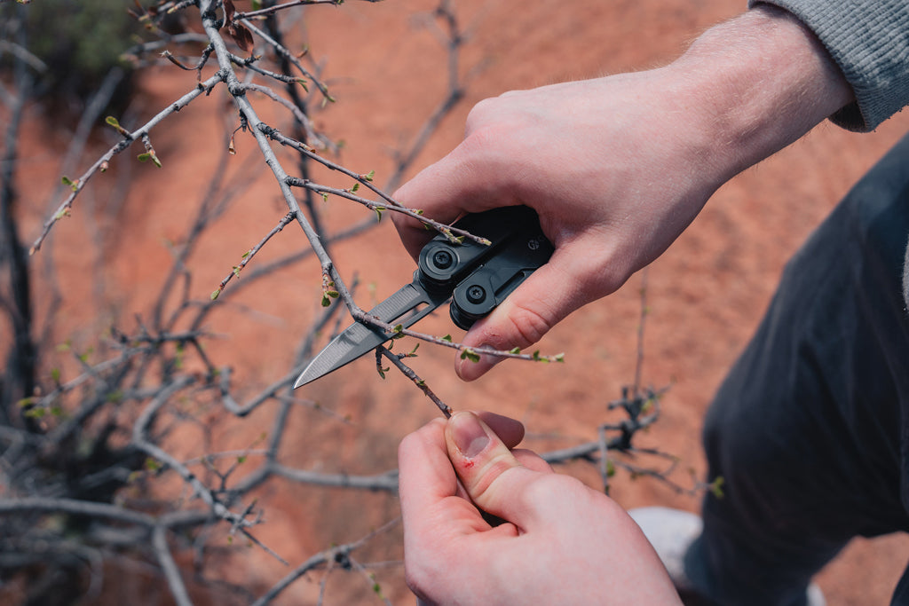 Gear X plier multitool - Black