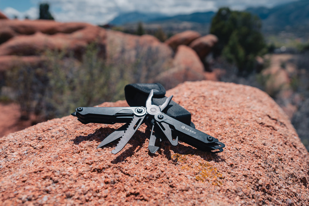 Gear X plier multitool - Black