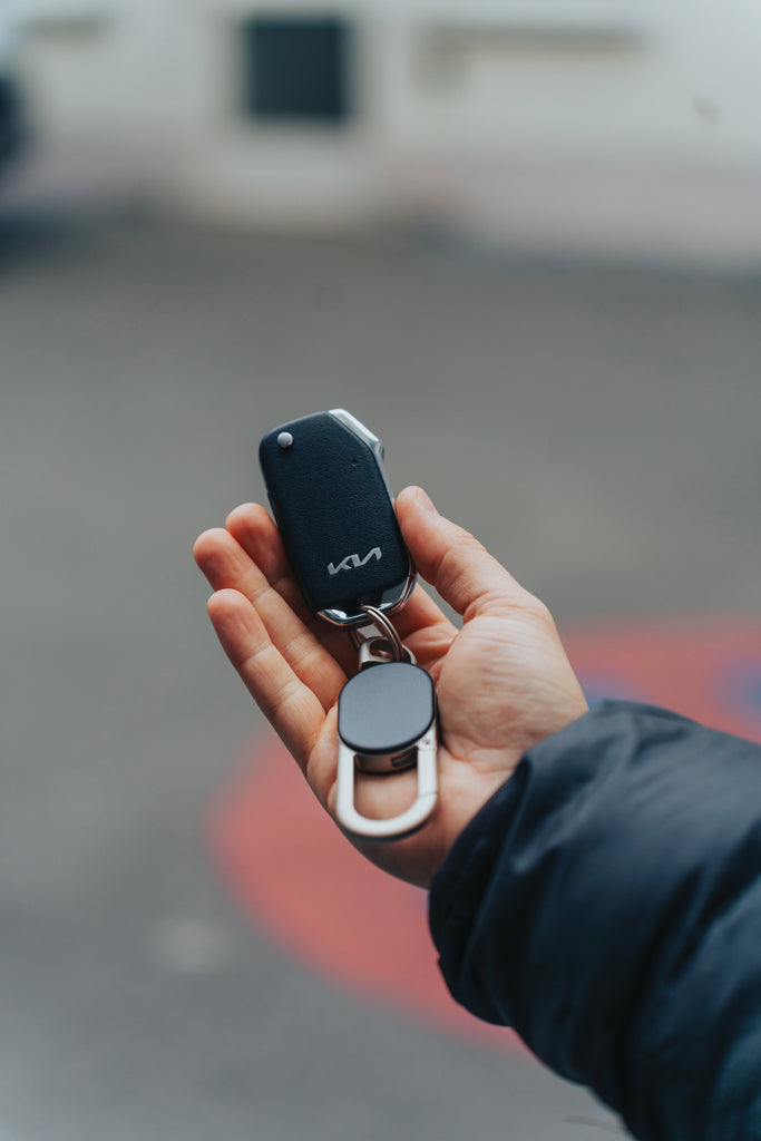 Keyfinder Dual keychain with worldwide locating - Black