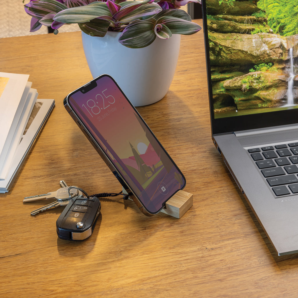 Standkey bamboo keychain phone stand - Brown