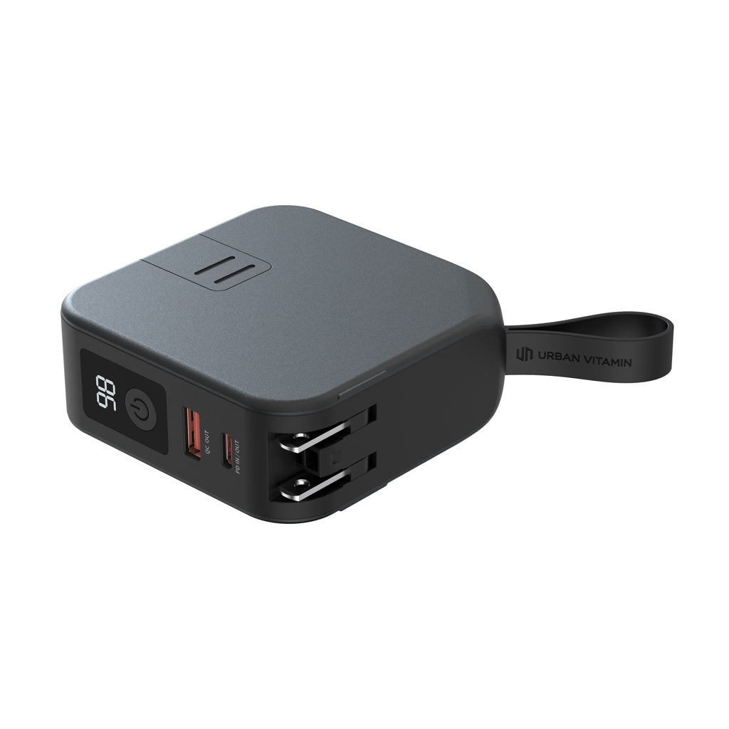 Urban Vitamin Saratoga 5 in 1 universal charger - Black