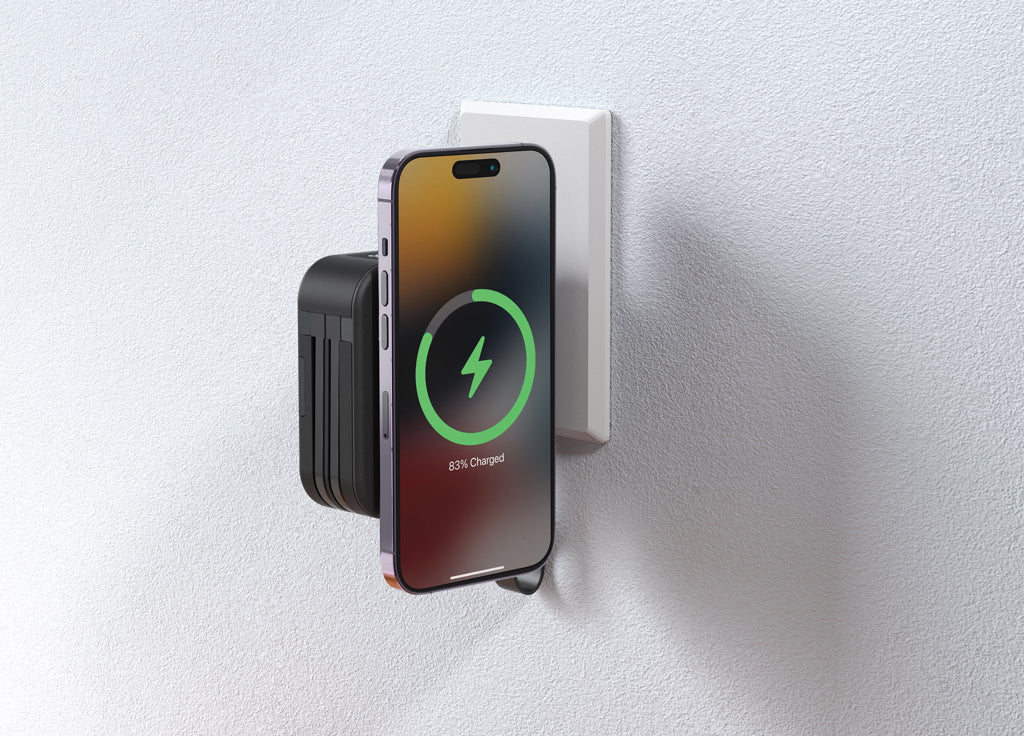 Urban Vitamin Saratoga 5 in 1 universal charger - Black