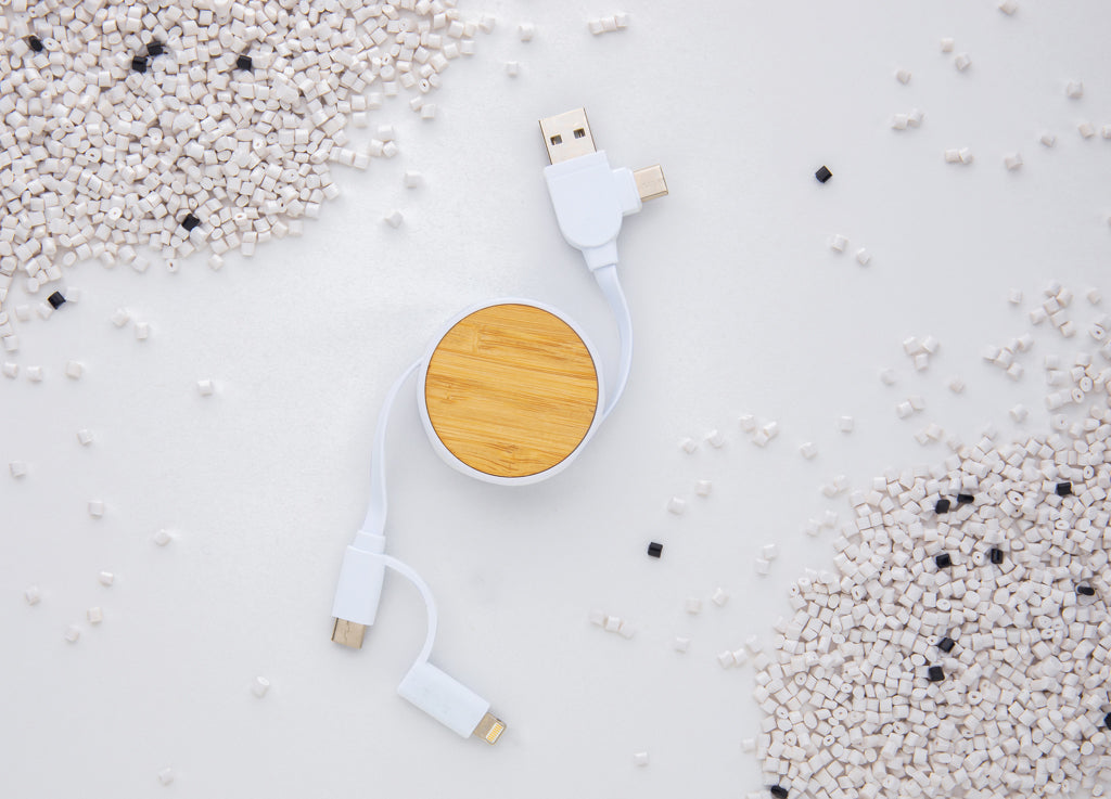 RCS recycled plastic Ontario 6-in-1 retractable cable - White