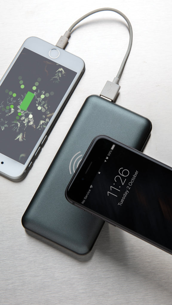 10.000 mAh Fast Charging 10W Wireless Powerbank with PD - Grey