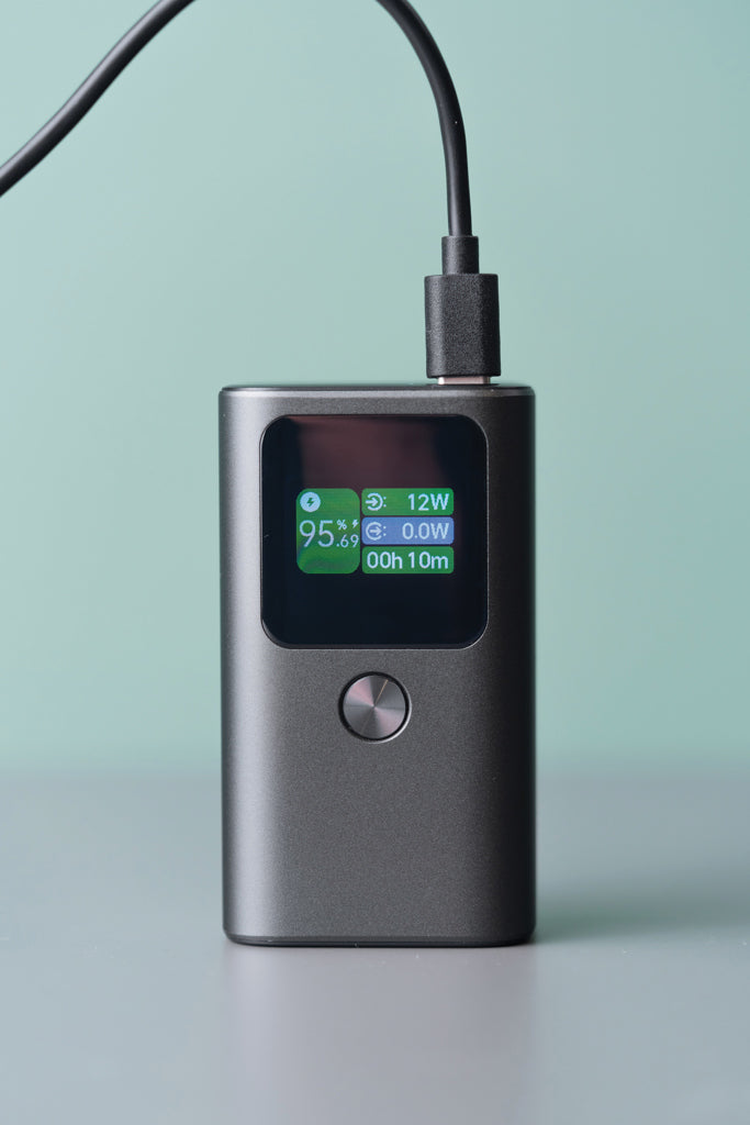 Urban Vitamin Campbell 55W 10.000mAh pocket powerbank - Grey