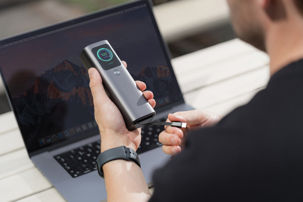 Urban Vitamin Stanford 165W 20.000mAh powerbank - Grey