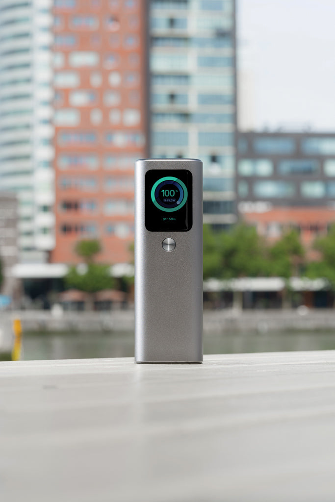 Urban Vitamin Stanford 165W 20.000mAh powerbank - Grey