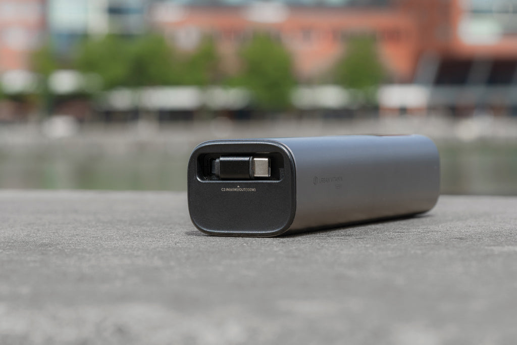 Urban Vitamin Stanford 165W 20.000mAh powerbank - Grey