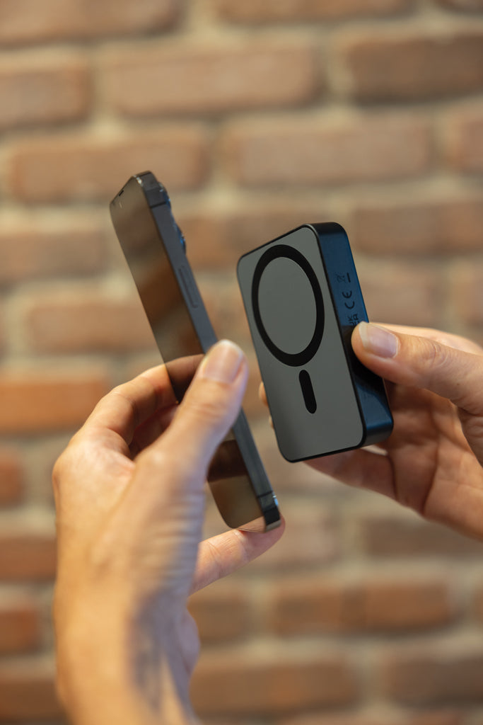 Amporia RCS recycled plastic 10.000mAh magnetic powerbank - Black