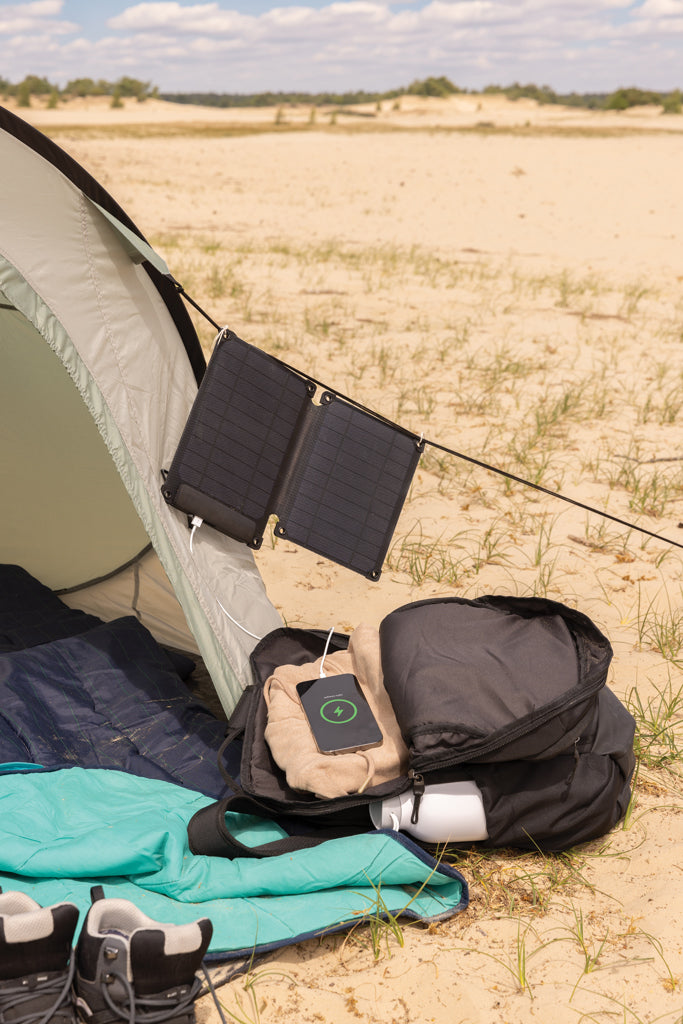 Solarpulse rplastic portable Solar panel 10W - Black