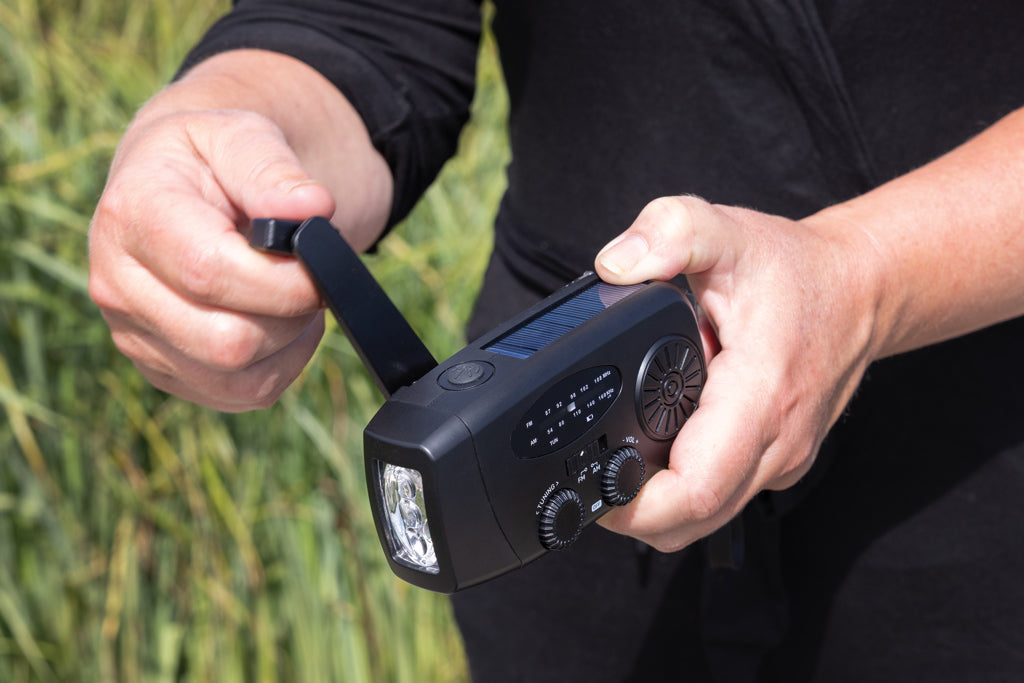 RescueWave RCS recycled plastic emergency radio - Black