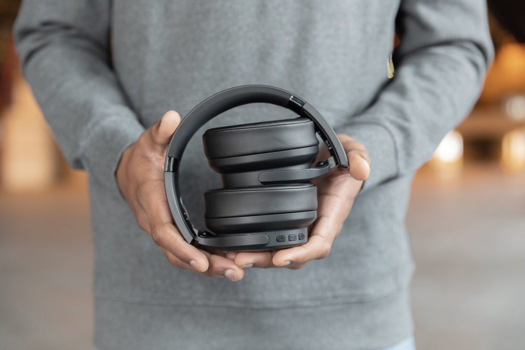 Urban Vitamin Palo Alto RCS rplastic headphone - Black