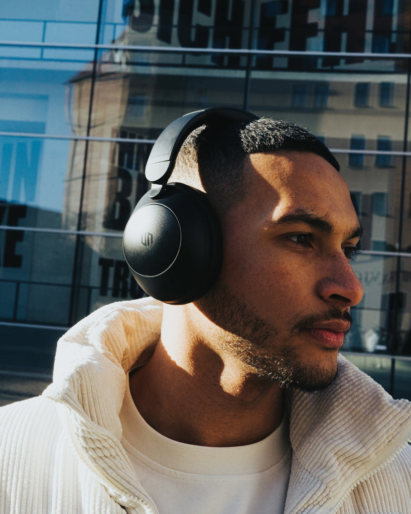 Urban Vitamin Cupertino RCS rplastic ANC headphone - Black