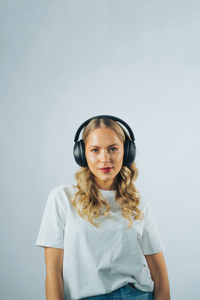 Urban Vitamin Cupertino RCS rplastic ANC headphone - Black