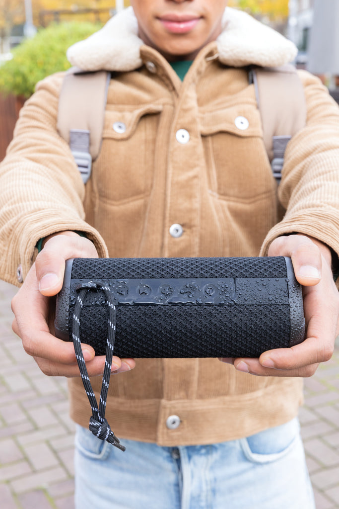 Urban Vitamin Berkeley IPX7 waterproof 10W speaker - Black