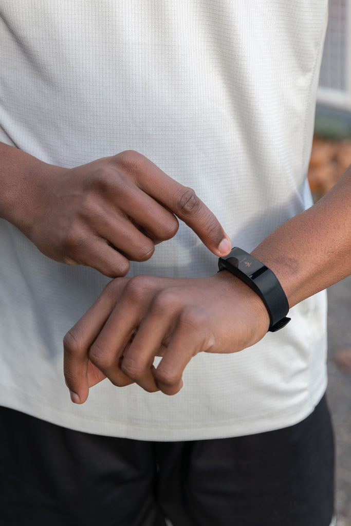 RCS recycled TPU Sense Fit with heart rate monitor - Black