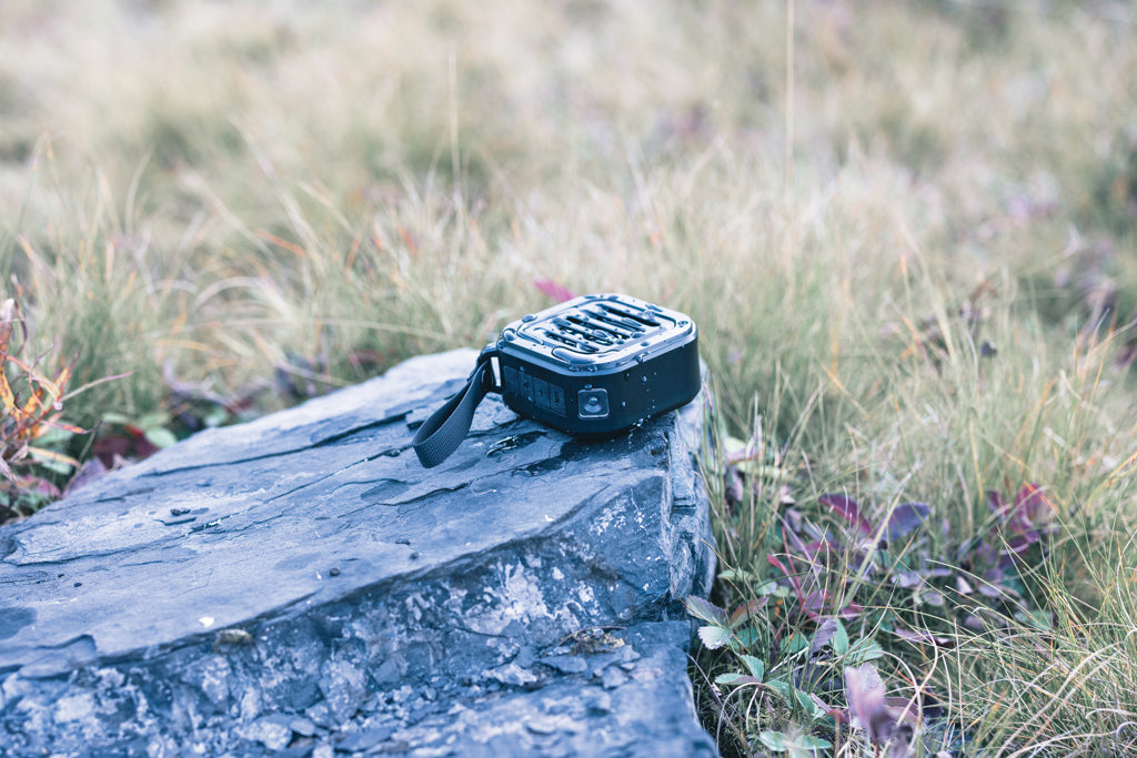 3W RCS recycled plastic wireless sunwave solar speaker - Black
