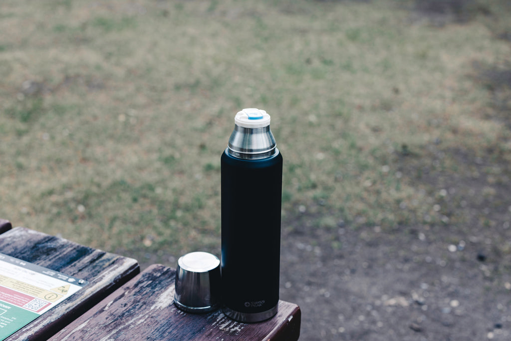 Swiss Peak Elite 1L copper vacuum flask - Black