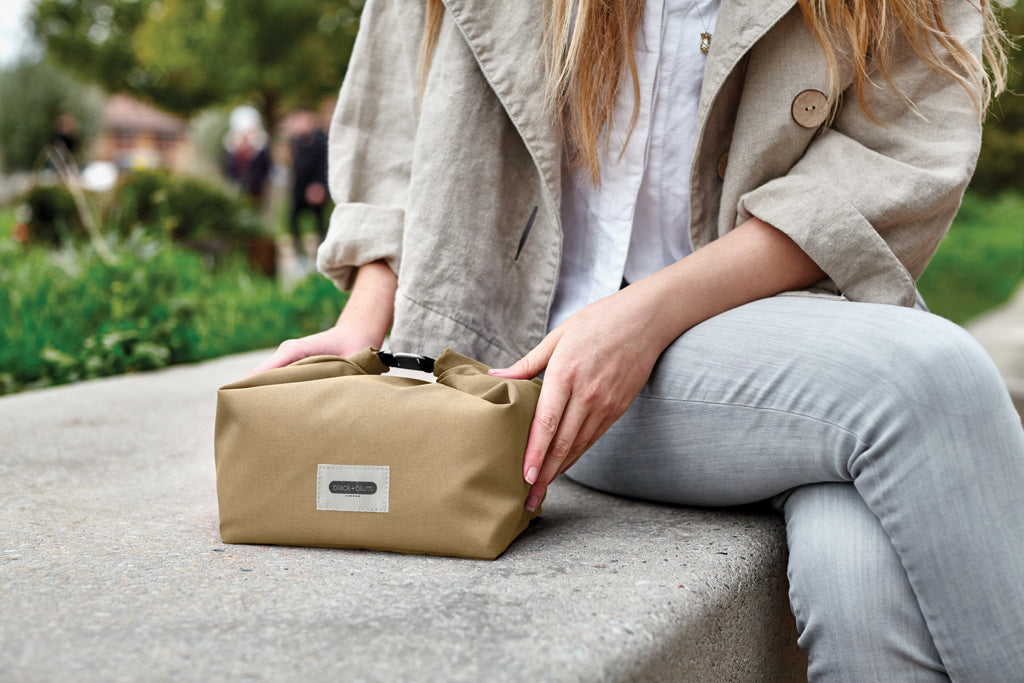 Black+Blum 6.7L insulated Lunch/Cooler Bag - Clay