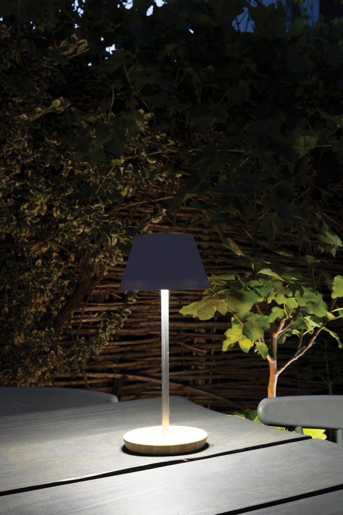 Pure Glow RCS usb-rechargeable recycled plastic table lamp - White