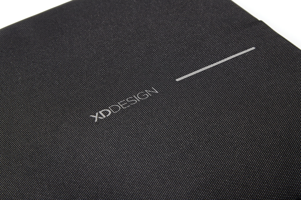XD Design 14' Laptop Sleeve - Black