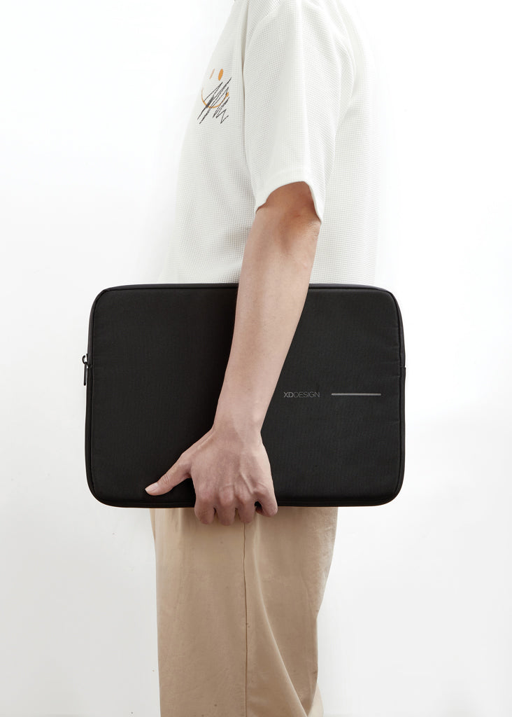 XD Design 14' Laptop Sleeve - Black
