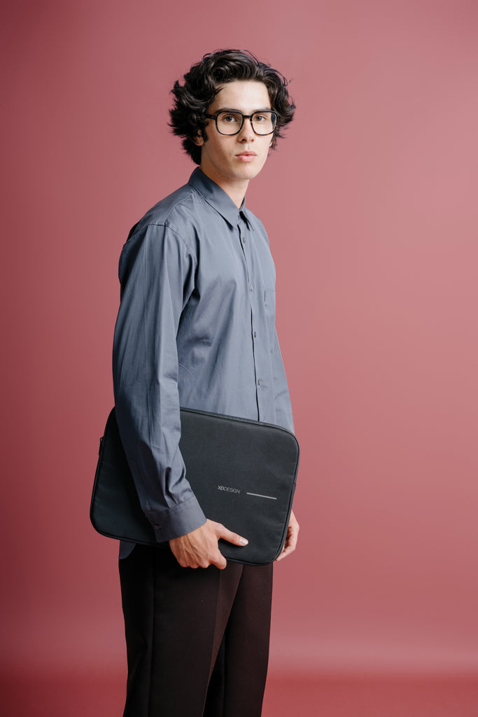 XD Design 14' Laptop Sleeve - Black