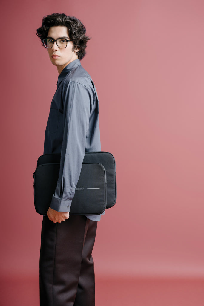 XD Design 14' Laptop Sleeve - Black