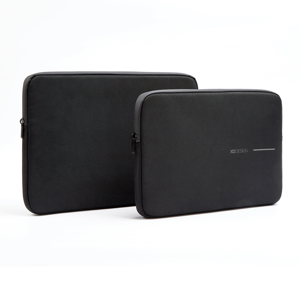 XD Design 16' Laptop Sleeve - Black