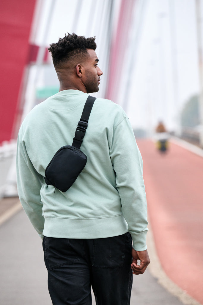 Aero Aware™ RPET Everyday sling bag - Black
