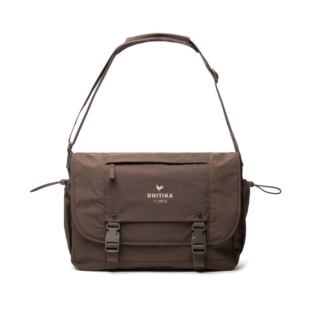KENTO URBAN RCS recycled nylon 15.6 inch Messenger - Brown