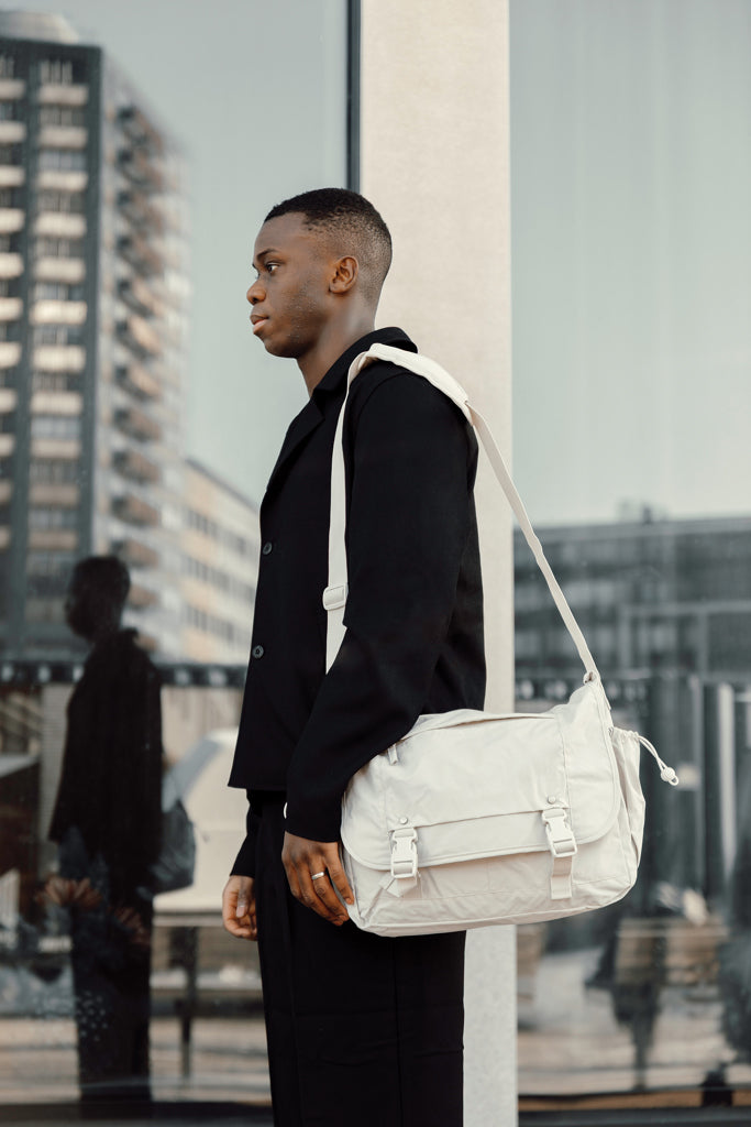 KENTO URBAN RCS recycled nylon 15.6 inch Messenger - Beige