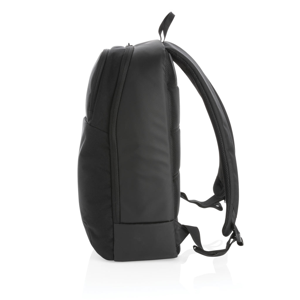 Swiss Peak laptop backpack with UV-C steriliser pocket - Black