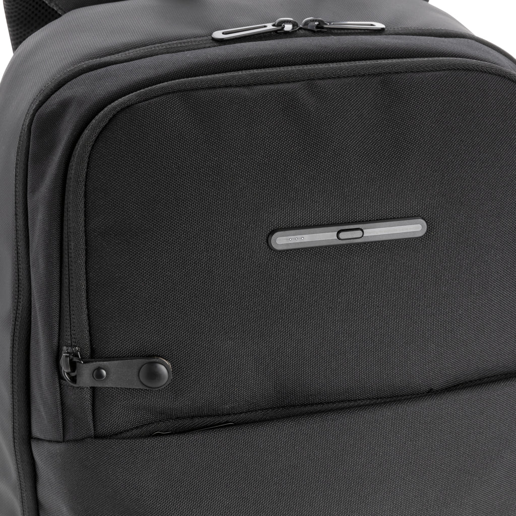 Swiss Peak laptop backpack with UV-C steriliser pocket - Black