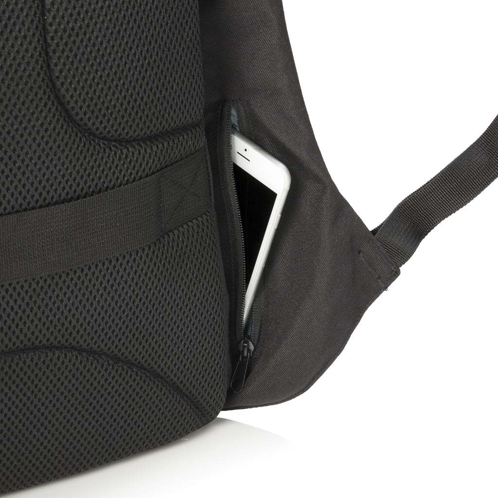 Swiss Peak AWARE™ anti-theft 15.6' laptop backpack - Black