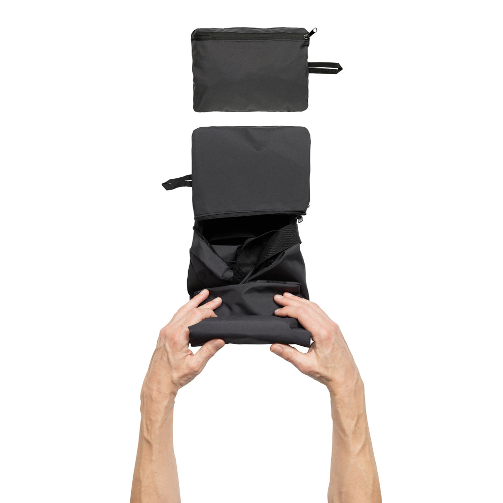 Dillon AWARE™ RPET foldable sports bag - Black